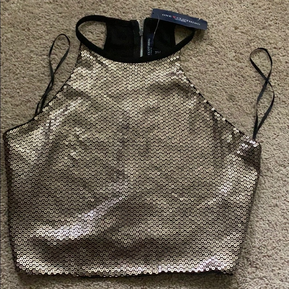 Halter crop top